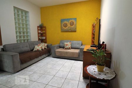 Sala 2 de casa à venda com 4 quartos, 242m² em Mirandópolis, São Paulo