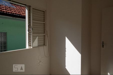 Quarto 2 de casa para alugar com 3 quartos, 180m² em Vila Paulo Silas, São Paulo