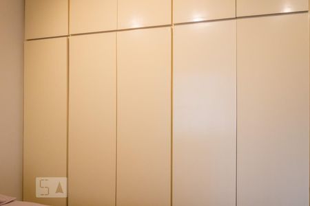 Apartamento à venda com 160m², 4 quartos e 2 vagas Apartamento à venda com 160m², 4 quartos e 2 vagasQuarto 2