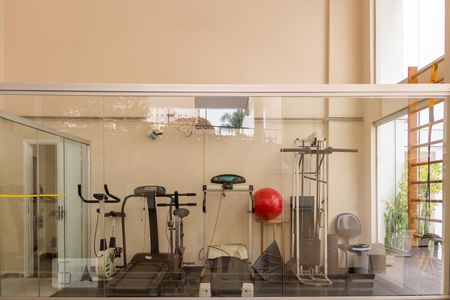 Apartamento à venda com 160m², 4 quartos e 2 vagas Apartamento à venda com 160m², 4 quartos e 2 vagasÁrea comum - Academia