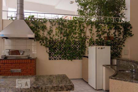 Apartamento à venda com 160m², 4 quartos e 2 vagas Apartamento à venda com 160m², 4 quartos e 2 vagasÁrea comum - Churrasqueira