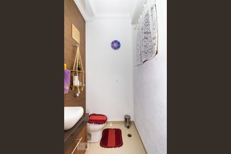 Lavabo de casa para alugar com 3 quartos, 450m² em Vila Nova Galvão, São Paulo