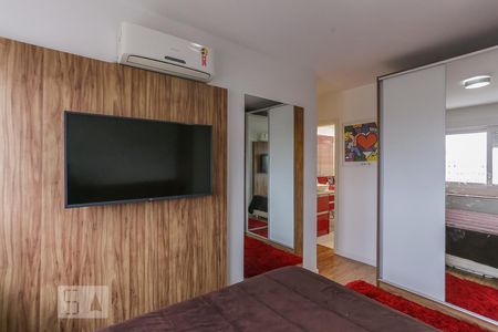 Suíte de apartamento à venda com 2 quartos, 60m² em São João, Porto Alegre