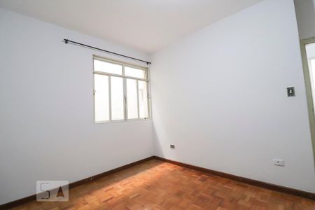 Quarto 1 de apartamento para alugar com 2 quartos, 66m² em Setor Central, Goiânia