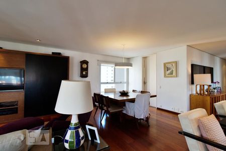 Sala de apartamento à venda com 4 quartos, 211m² em Vila Andrade, São Paulo