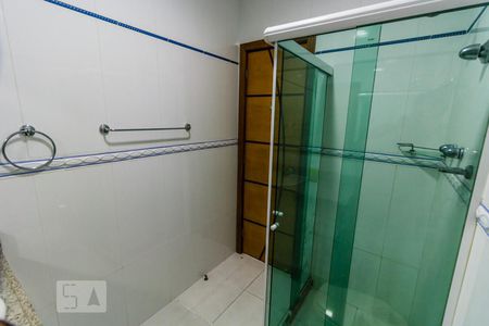 Banheiro Social de apartamento para alugar com 2 quartos, 120m² em Jardim Guanabara, Rio de Janeiro