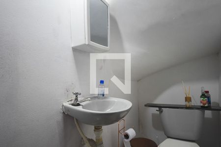 Lavabo de casa à venda com 3 quartos, 90m² em Parque Pinheiros, Taboão da Serra