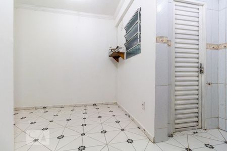 Studio para alugar com 25m², 1 quarto e sem vagaSala/Quarto