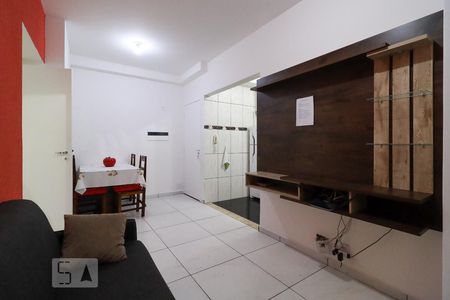 Sala de apartamento para alugar com 2 quartos, 47m² em Jardim do Lago, São Paulo