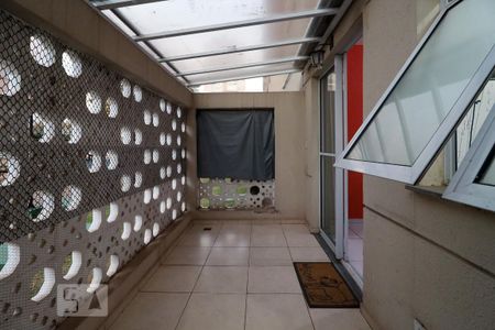 Varanda Sala de apartamento para alugar com 2 quartos, 47m² em Jardim do Lago, São Paulo