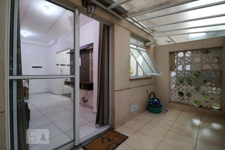 Varanda Sala de apartamento para alugar com 2 quartos, 47m² em Jardim do Lago, São Paulo