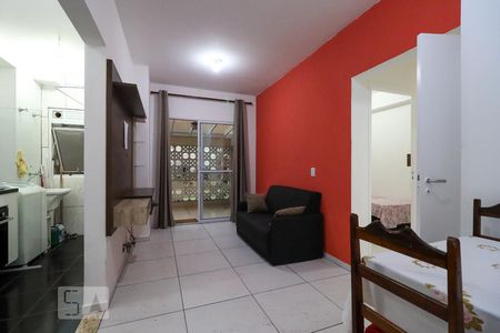 Sala de apartamento para alugar com 2 quartos, 47m² em Jardim do Lago, São Paulo