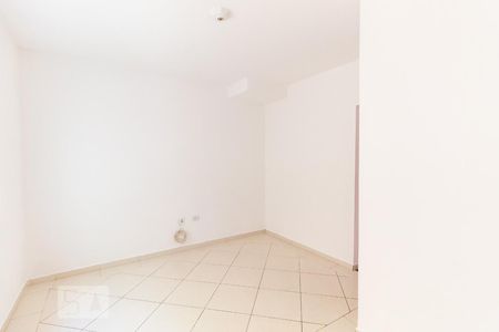 Sala de casa de condomínio para alugar com 3 quartos, 100m² em Vila Ré, São Paulo