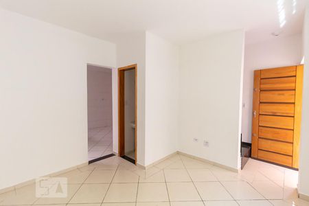 Sala de casa de condomínio para alugar com 3 quartos, 100m² em Vila Ré, São Paulo