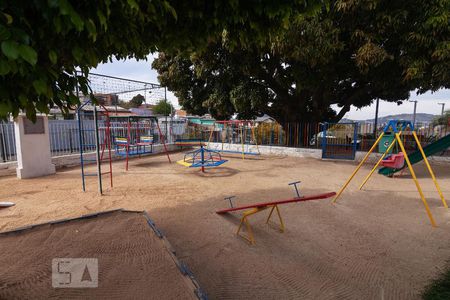 Área comum de casa de condomínio à venda com 3 quartos, 183m² em Vila Nova, Porto Alegre