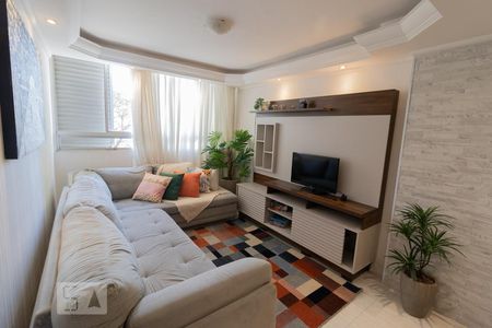 Sala de TV de apartamento à venda com 3 quartos, 90m² em Vila Diva, São Paulo