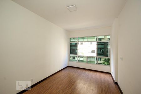 Sala de apartamento à venda com 3 quartos, 95m² em Copacabana, Rio de Janeiro