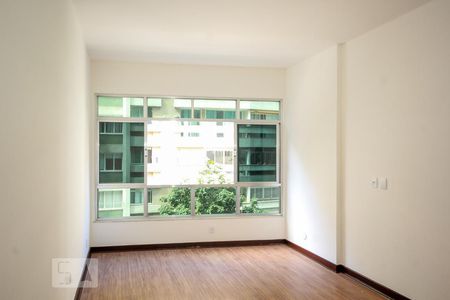 Sala de apartamento à venda com 3 quartos, 95m² em Copacabana, Rio de Janeiro