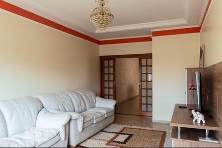 Sala de casa à venda com 3 quartos, 248m² em Vila Mariza Mazzei, São Paulo