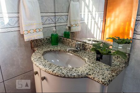 Lavabo de casa à venda com 3 quartos, 248m² em Vila Mariza Mazzei, São Paulo