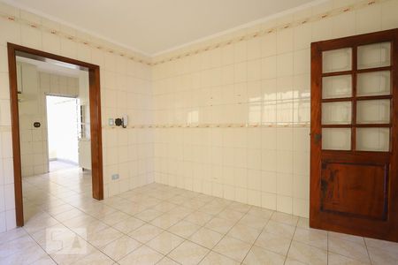 Sala de Jantar de casa para alugar com 3 quartos, 200m² em Vila Carbone, São Paulo