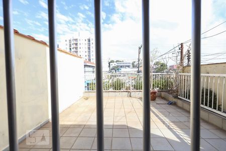 Vista da Sala de casa para alugar com 3 quartos, 200m² em Vila Carbone, São Paulo