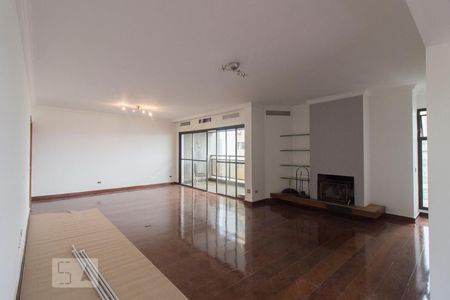 Sala de apartamento para alugar com 4 quartos, 240m² em Morro dos Ingleses, São Paulo