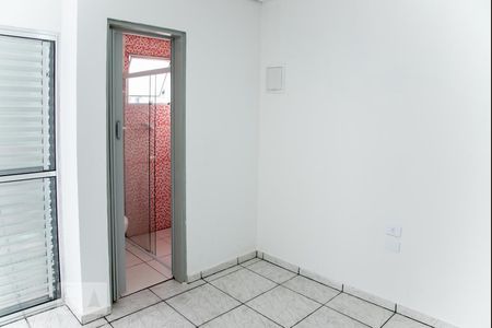 Suite 1 de casa para alugar com 2 quartos, 65m² em Jardim Casa Pintada, São Paulo