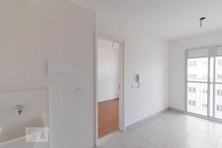 Sala/Cozinha de apartamento à venda com 1 quarto, 29m² em Vila Penteado, São Paulo