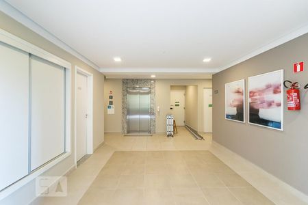 Apartamento à venda com 29m², 1 quarto e sem vaga Apartamento à venda com 29m², 1 quarto e sem vagaHall de Entrada