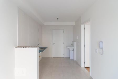 Sala/Cozinha de apartamento à venda com 1 quarto, 29m² em Vila Penteado, São Paulo