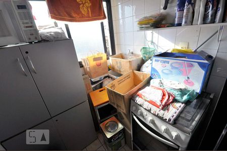 Área de Serviço de apartamento para alugar com 2 quartos, 58m² em Jardim Ester, São Paulo