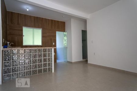 Sala/Cozinha de casa para alugar com 2 quartos, 100m² em Vargem Grande, Rio de Janeiro