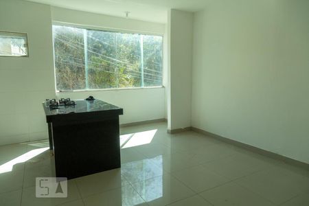 Sala de casa à venda com 2 quartos, 100m² em Vargem Grande, Rio de Janeiro