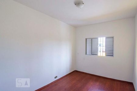 Quarto de casa para alugar com 2 quartos, 102m² em Jardim Raposo Tavares, São Paulo