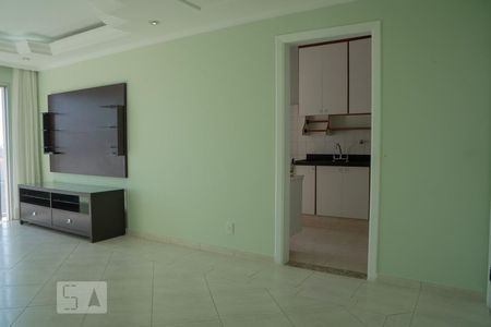 Sala de Estar de apartamento para alugar com 3 quartos, 83m² em Vila São Pedro, Santo André