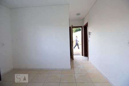 Sala e cozinha de kitnet/studio para alugar com 1 quarto, 55m² em Carvoeira, Florianópolis