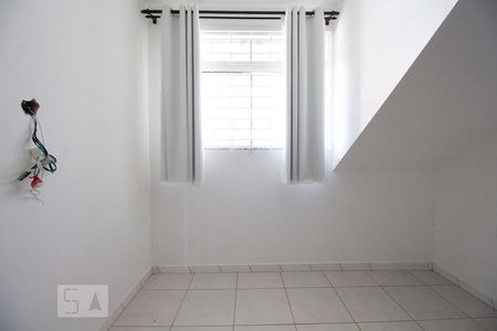 Sala e cozinha de kitnet/studio para alugar com 1 quarto, 35m² em Carvoeira, Florianópolis