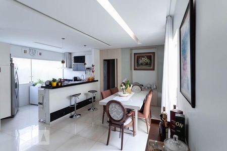 Sala de jantar de casa à venda com 5 quartos, 400m² em Nova Floresta, Belo Horizonte