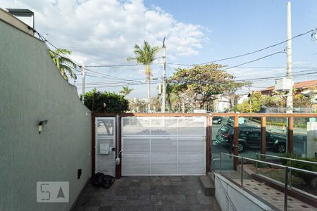 Vista da sala 1 de casa à venda com 5 quartos, 400m² em Nova Floresta, Belo Horizonte