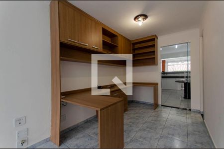 Sala de casa à venda com 2 quartos, 139m² em Vila Marieta, São Paulo