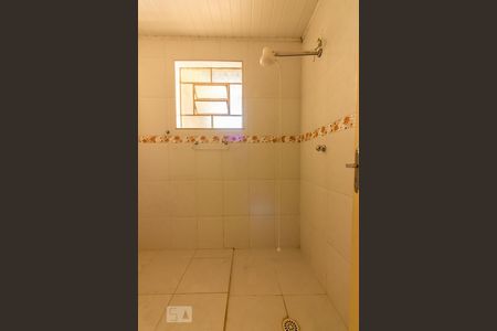Banheiro de casa à venda com 1 quarto, 52m² em Umuarama, Osasco