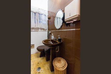 Lavabo de casa para alugar com 3 quartos, 270m² em Santa Teresinha, São Paulo