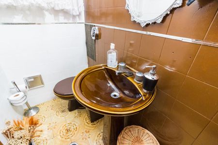 Lavabo de casa para alugar com 3 quartos, 270m² em Santa Teresinha, São Paulo