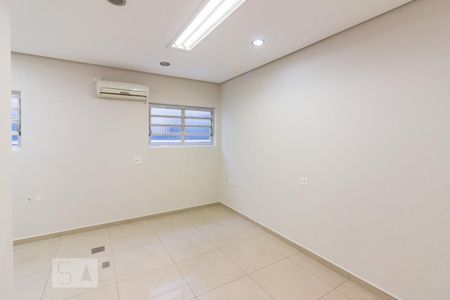 Cozinha de casa para alugar com 3 quartos, 270m² em Santa Teresinha, São Paulo