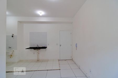 Sala de apartamento para alugar com 2 quartos, 40m² em Parque Esmeralda, São Paulo