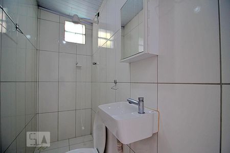 Banheiro de casa para alugar com 1 quarto, 42m² em Centro, Santo André