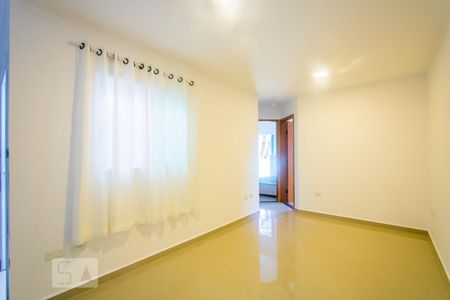 Sala de apartamento para alugar com 2 quartos, 60m² em Vila Gilda, Santo André
