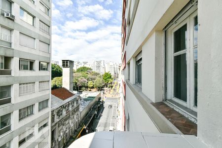 Sala - Varanda - Vista de apartamento à venda com 1 quarto, 57m² em Santa Efigênia, São Paulo