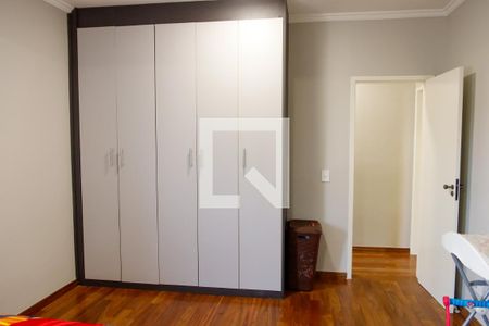 Quarto 1 de casa à venda com 3 quartos, 221m² em Vila Osasco, Osasco